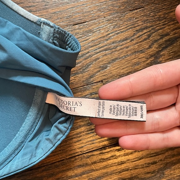 Victoria Secret Blue Padded Bra with Clip in Front and Lace Back 38C - Picture 5 of 5
